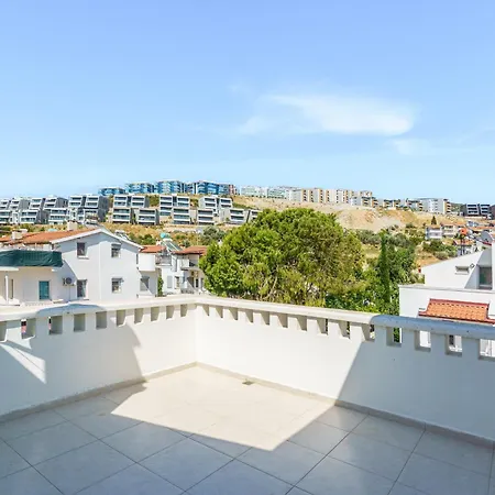 Hébergement de vacances Semi Detached In Complex With Shared Semi Olympic Swimming Pool In *
