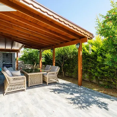 Semi Detached In Complex With Shared Semi Olympic Swimming Pool In * Kusadası